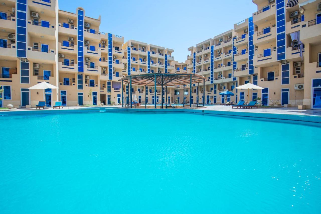 Poolside With Patio Near El Gouna Apartman Gurdaka Kültér fotó